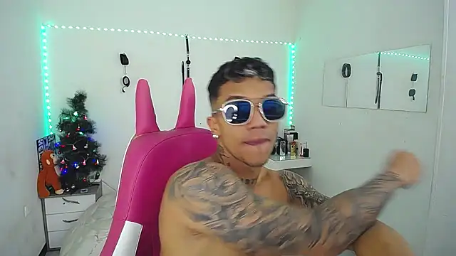 Leonard Price online show from 2, 12, 2025