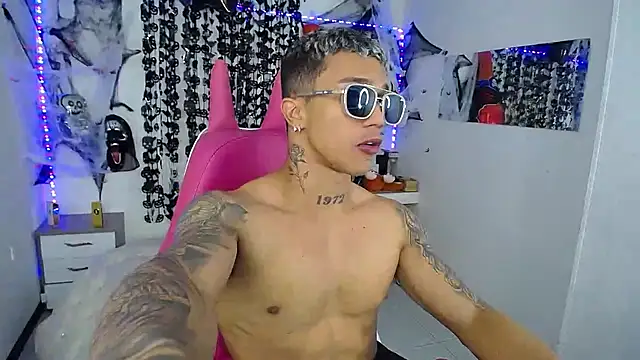 Leonard Price online show from 28, 10, 2025