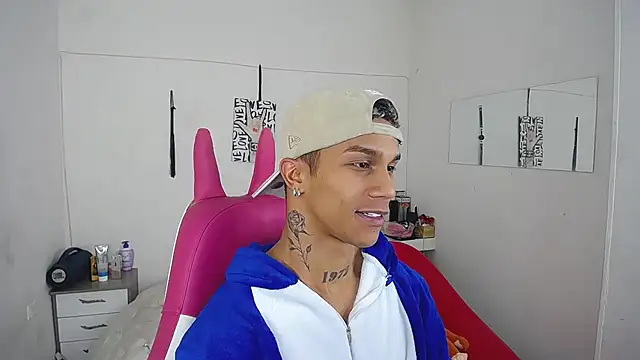 Leonard Price online show from 27, 11, 2025