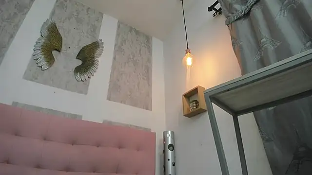 zhamira 21 online show from 15, 4, 2026