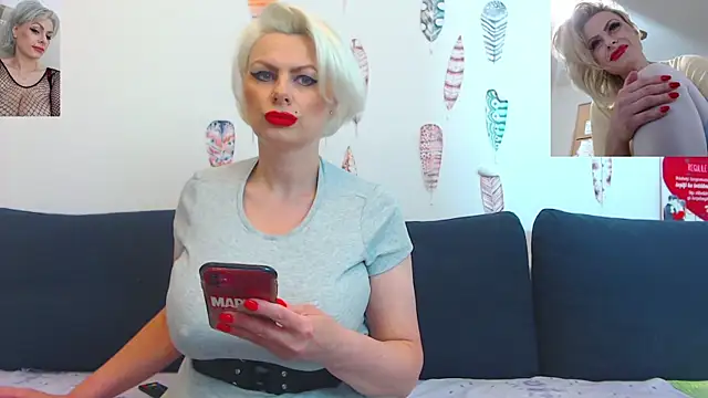 ForeverBarbie  online show from 20, 6, 2026