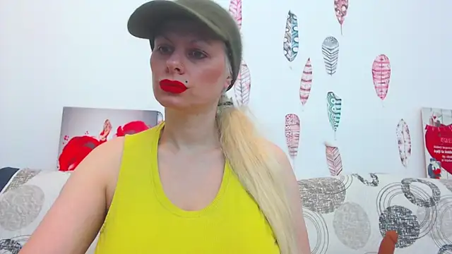 ForeverBarbie  online show from 15, 12, 2025