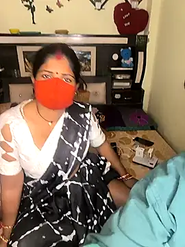 Indian Lust Couple online show from 22, 3, 2025