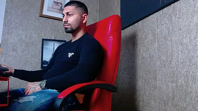NigelBoydXXX online show from 27, 12, 2024