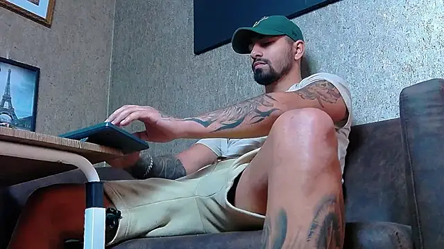 NigelBoydXXX online show from 19, 3, 2025