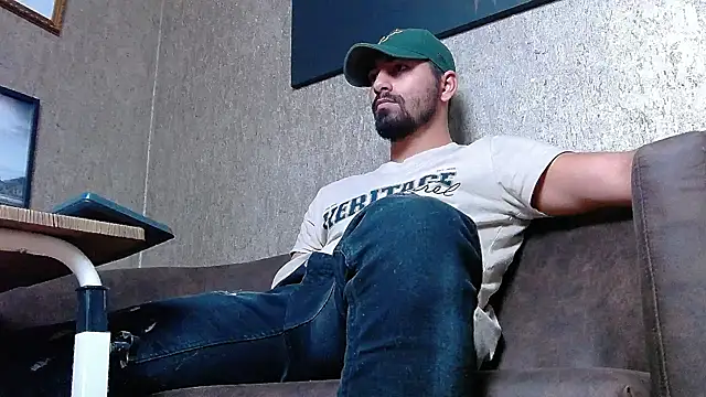 NigelBoydXXX online show from 24, 2, 2025