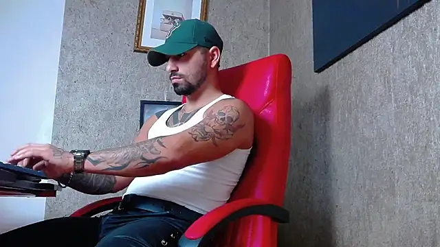 NigelBoydXXX online show from 3, 2, 2025