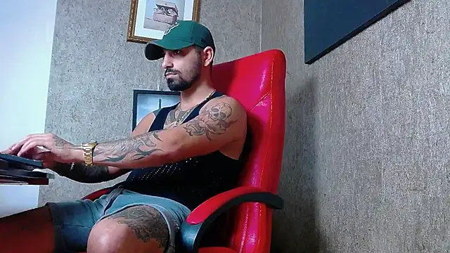 NigelBoydXXX online show from 12, 2, 2025