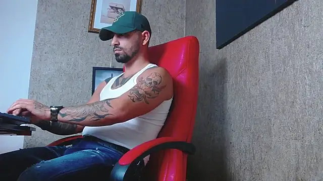 NigelBoydXXX online show from 26, 1, 2025
