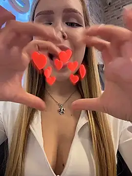 mur girl online show from 26, 10, 2025