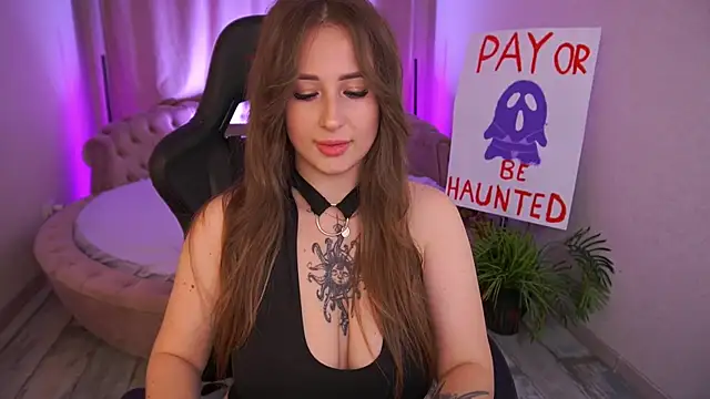 Snapshot of GentleAdellee chatting on 30, 10, 2025 GentleAdellee online show from 30, 10, 2025