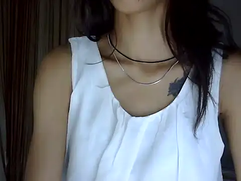 MAAYRA 09 online show from 3, 10, 2025