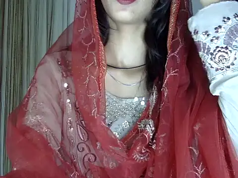 MAAYRA 09 online show from 2, 10, 2025