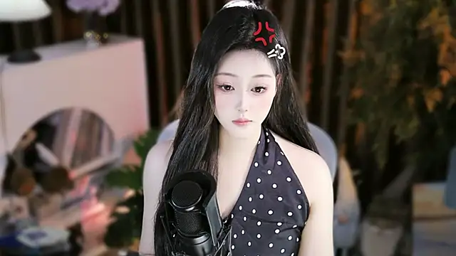 Arwyn-rr online show from 21, 10, 2025