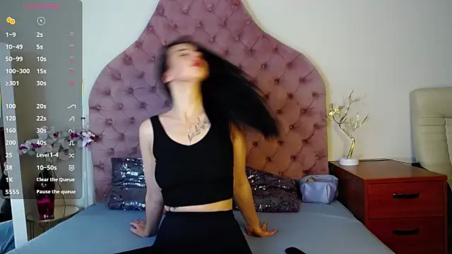 Snapshot of Erikka__ chatting on 23, 9, 2025 Erikka online show from 23, 9, 2025