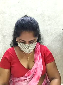 Snapshot of MaaliiiPonuTamil chatting on 29, 4, 2026 MaaliiiPonuTamil online show from 29, 4, 2026