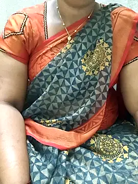 Snapshot of MaaliiiPonuTamil chatting on 12, 6, 2026 MaaliiiPonuTamil online show from 12, 6, 2026