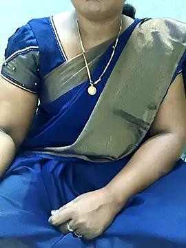Snapshot of MaaliiiPonuTamil chatting on 8, 6, 2026 MaaliiiPonuTamil online show from 8, 6, 2026