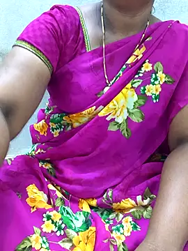 Snapshot of MaaliiiPonuTamil chatting on 10, 6, 2026 MaaliiiPonuTamil online show from 10, 6, 2026