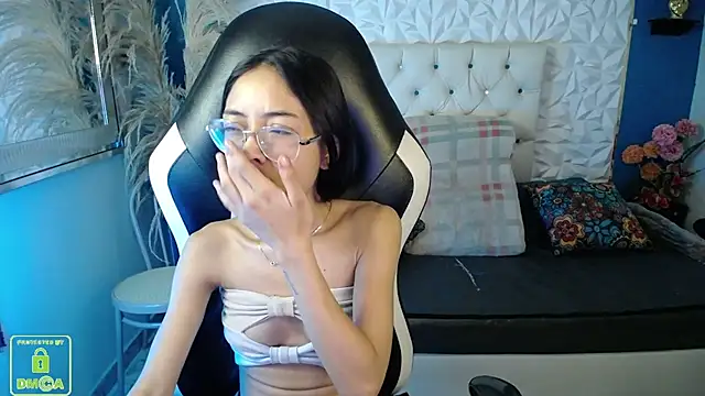 NathaliaSweet 11 online show from 13, 1, 2026