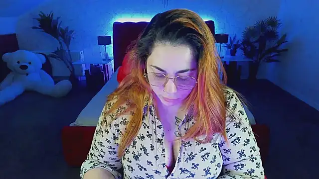 Snapshot of Kittywakee chatting on 8, 3, 2025 Kittywakee online show from 8, 3, 2025