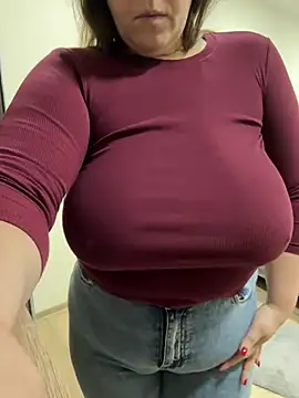Your Hot Sister01 online show from 19, 1, 2025