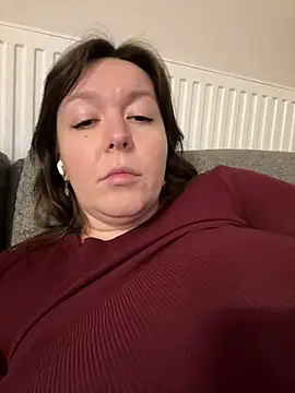 Your Hot Sister01 online show from 26, 1, 2025