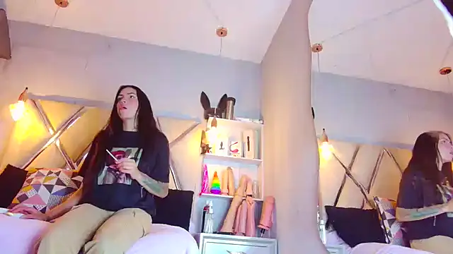 alejandra martins online show from 3, 2, 2025