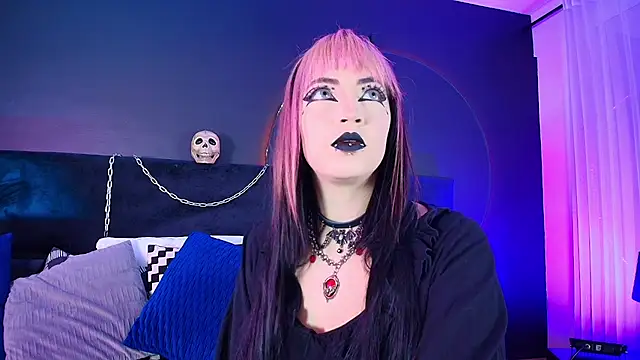Aylen darkmoor online show from 30, 4, 2026