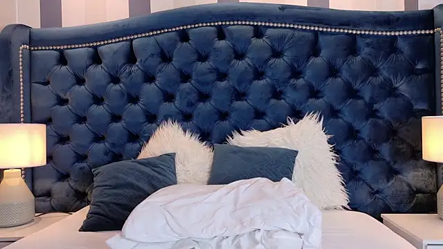 Snapshot of Violet_Grace chatting on 22, 11, 2025 Violet Grace online show from 22, 11, 2025