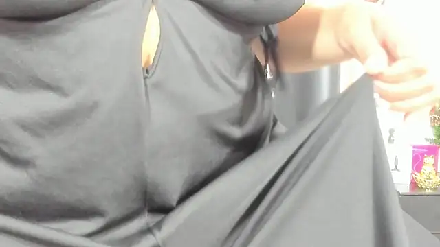 Snapshot of Sofii_Cooper1 chatting on 25, 11, 2025 Sofii Cooper1 online show from 25, 11, 2025