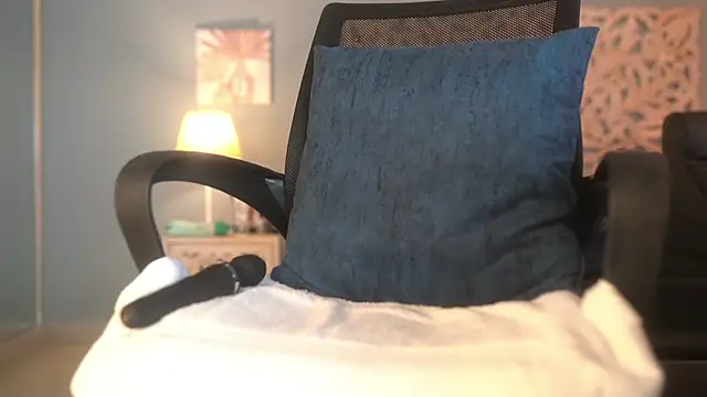 lupeebony online show from 22, 11, 2025