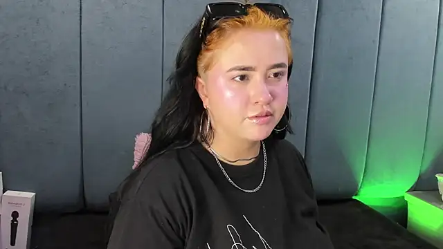 Victoria Rossy online show from 20, 4, 2026