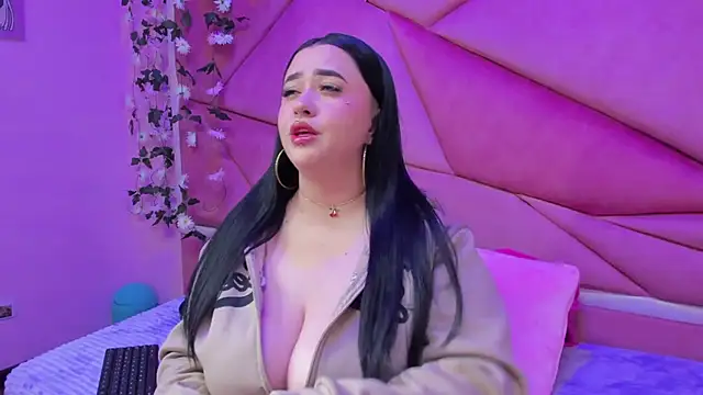 Victoria Rossy online show from 9, 10, 2025