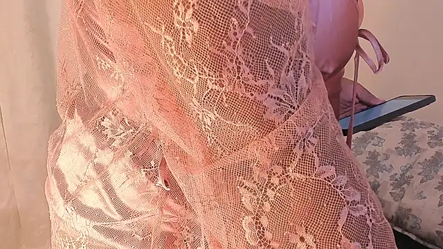 conielaurenth online show from 14, 11, 2025