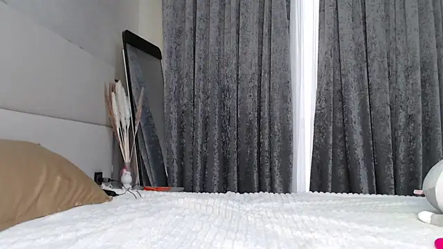 MiaRie online show from 2, 3, 2026