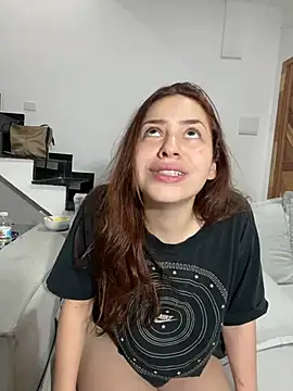 AgnesCampp online show from 25, 2, 2025