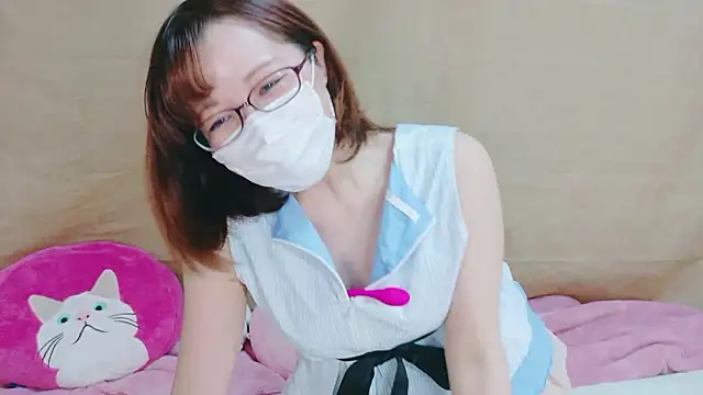 Arisa san   online show from 3, 12, 2024