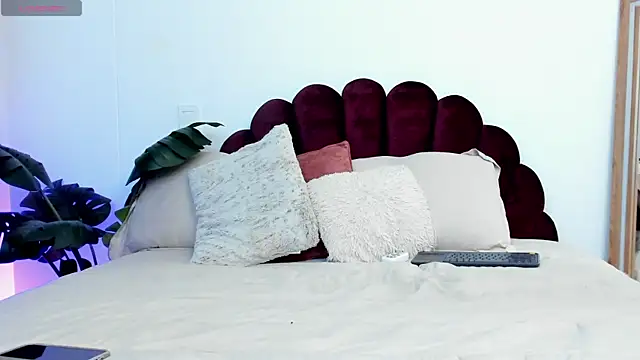 SweetGirl       online show from 9, 1, 2026