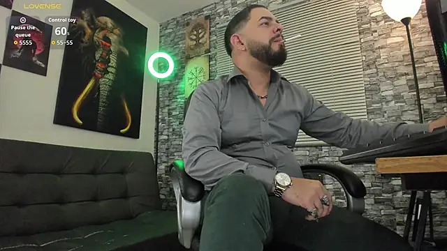 Ethan Castellano online show from 11, 4, 2026