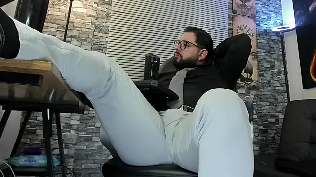 Ethan Castellano online show from 6, 7, 2026