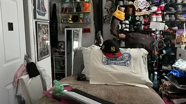 joeytatts66 online show from 18, 2, 2026