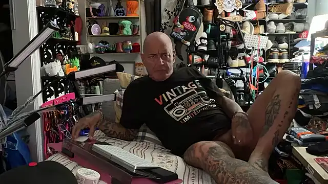 joeytatts66 online show from 25, 6, 2026