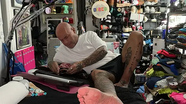 joeytatts66 online show from 15, 6, 2026