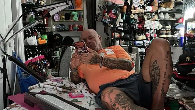 joeytatts66 online show from 1, 7, 2026