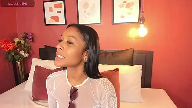 natali henao online show from 31, 10, 2025