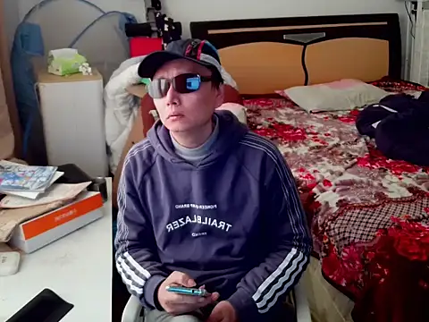 hotkaier online show from 27, 3, 2026