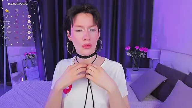 Kolette Gray online show from 7, 3, 2025