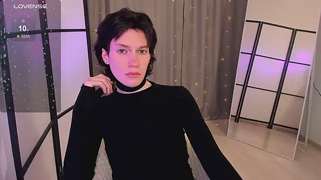 Kolette Gray online show from 27, 2, 2025