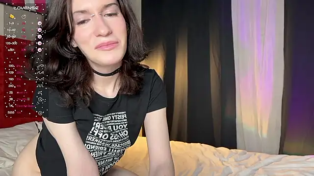 Kolette Gray online show from 5, 3, 2026